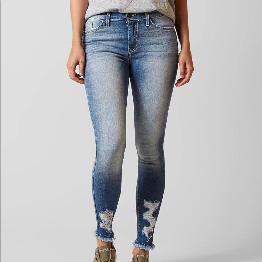 🎀 KanCan Mid-Rise Ankle Skinny Stretch Jean 🎀